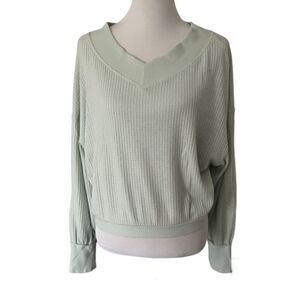 Illa Illa V Neck Top size M